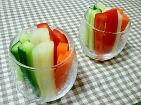 カラフル❤いろいろ野菜のスティックピクルス